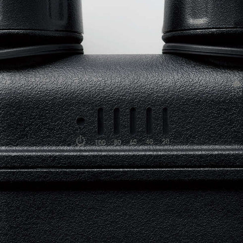 日本NESTOUT Outdoor Battery 15000mAh 軍事風行動電源 防水防塵防震